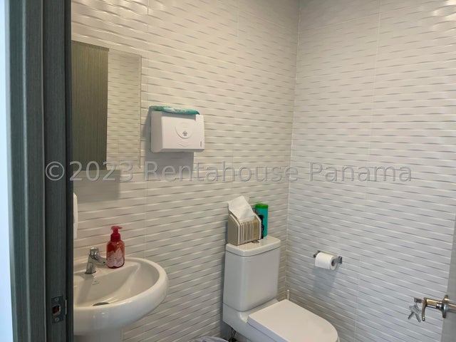 Office for Sale in Panama City Panamá Province 07196